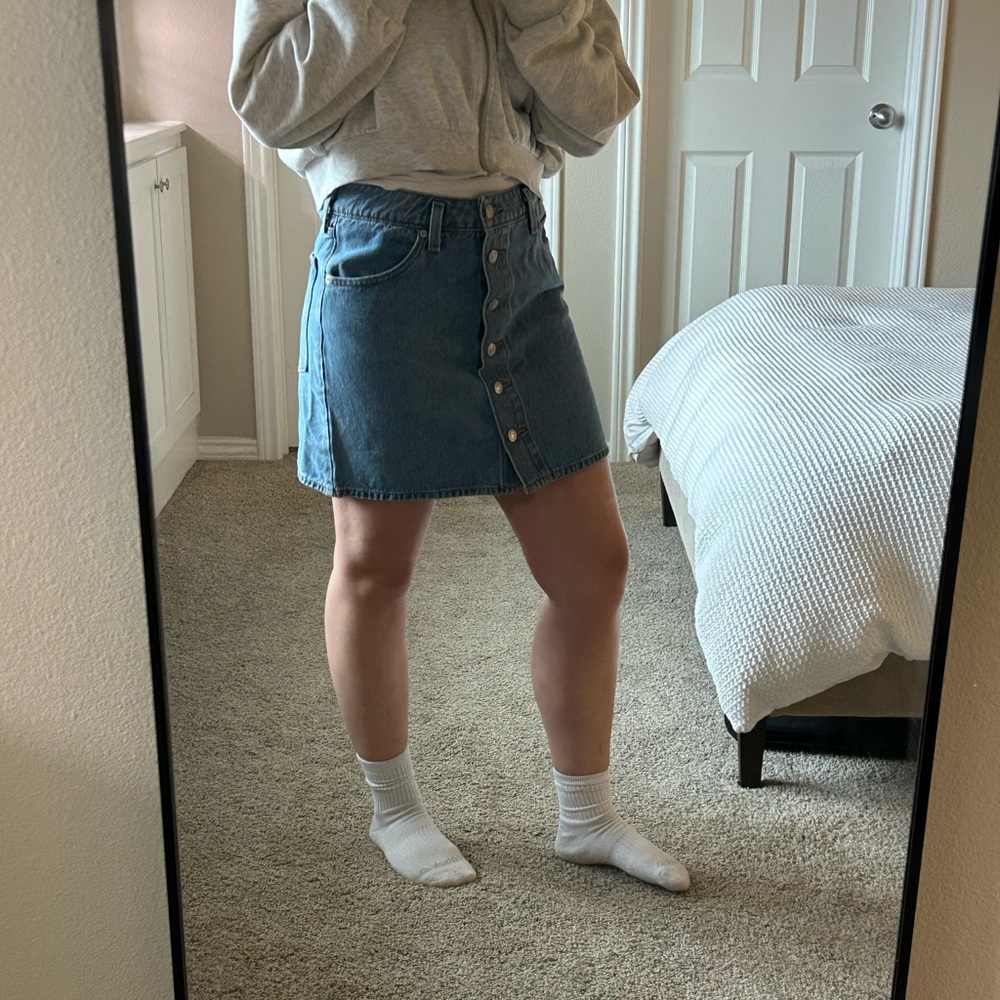 Levi’s Jean Skirt